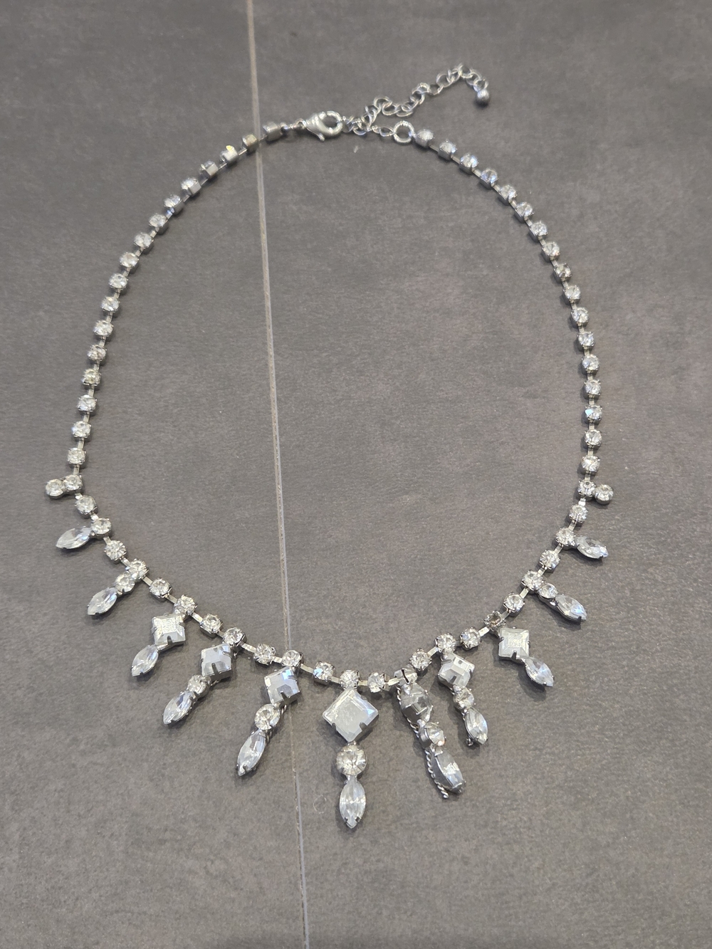 Elegant Silver Crystal Drop Necklace - Clear